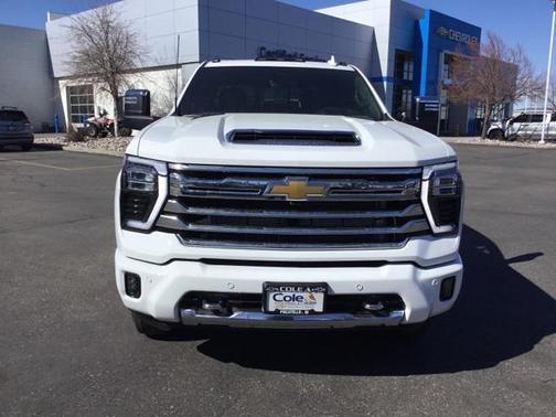 2025 Chevrolet Silverado 3500 High Country