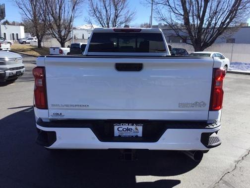 2025 Chevrolet Silverado 3500 High Country