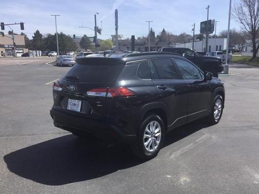 2022 Toyota Corolla Cross LE