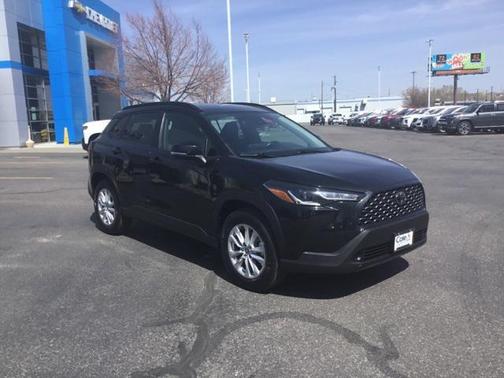 2022 Toyota Corolla Cross LE