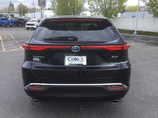 2023 Toyota Venza XLE