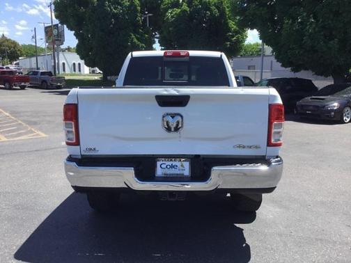 2019 RAM 2500 Tradesman Crew Cab 4x4 6'4' Box