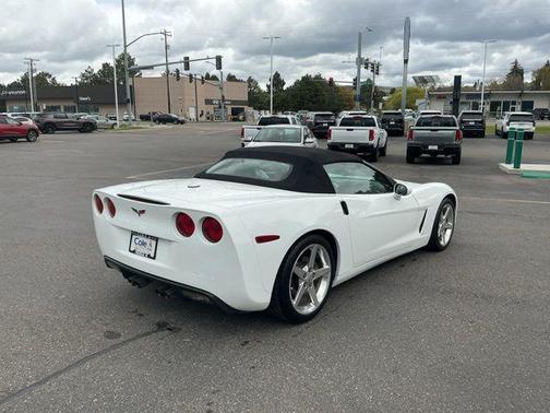 2005 Chevrolet Corvette Base