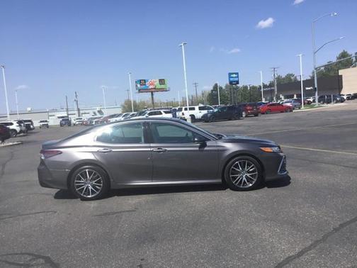 2023 Toyota Camry XLE