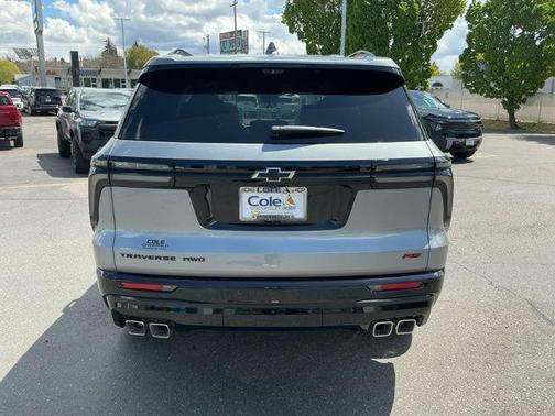Sterling Gray Metallic 2026 Chevrolet Traverse RS