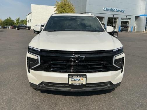 2025 Chevrolet Suburban RST