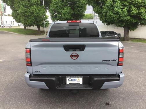2024 Nissan Frontier PRO-4X