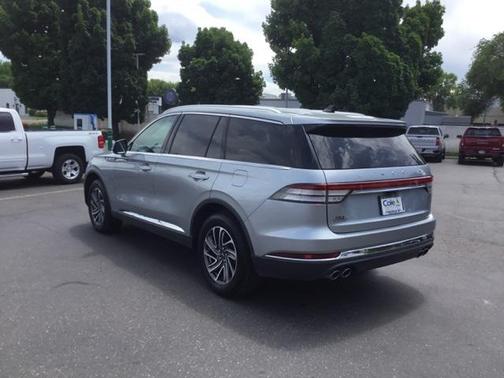 2022 Lincoln Aviator Livery