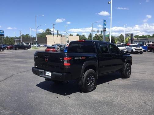 2024 Nissan Frontier PRO-4X