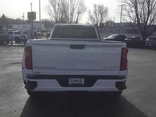 2025 Chevrolet Silverado 3500 High Country