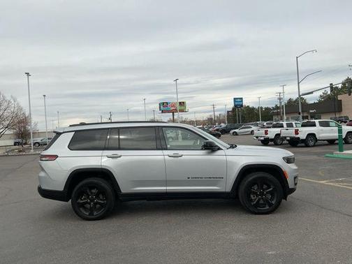 2023 Jeep Grand Cherokee L Altitude