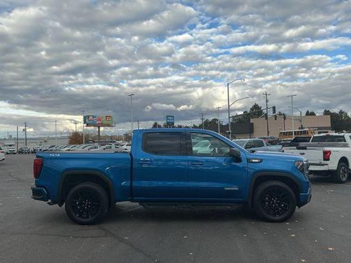 2022 GMC Sierra 1500 Elevation