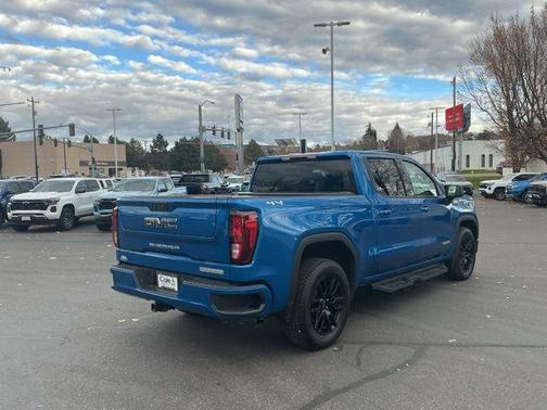 2022 GMC Sierra 1500 Elevation