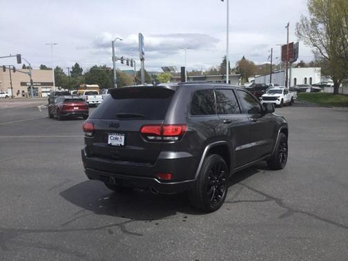 2021 Jeep Grand Cherokee Laredo