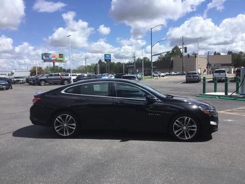 2022 Chevrolet Malibu FWD LT