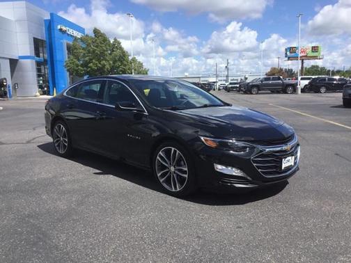 2022 Chevrolet Malibu FWD LT