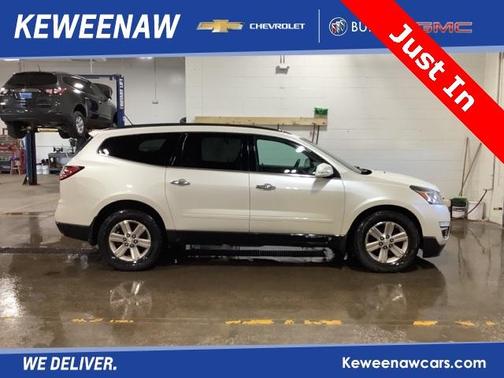 Photo 1 of 6 of 2014 Chevrolet Traverse 2LT