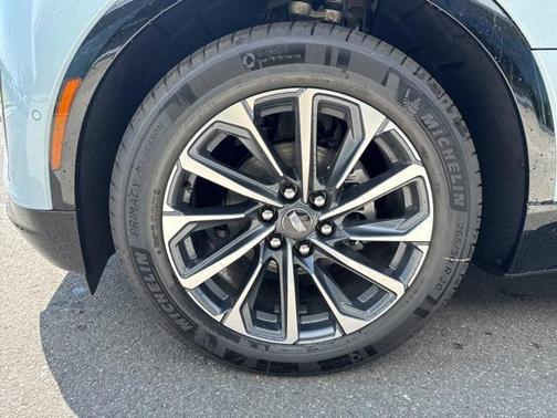 2025 Cadillac LYRIQ Sport w/1SF
