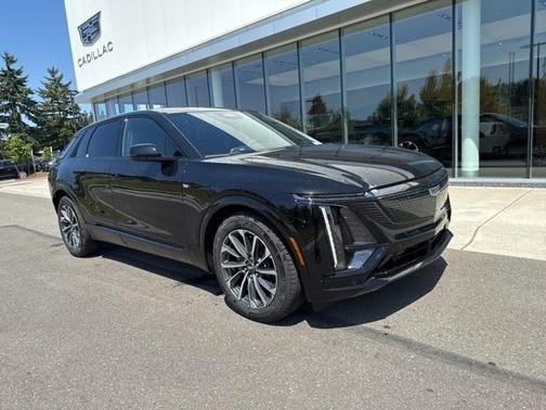 2025 Cadillac LYRIQ Sport