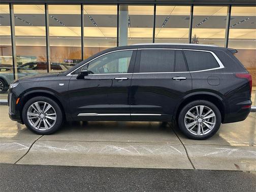 2022 Cadillac XT6 Premium Luxury AWD