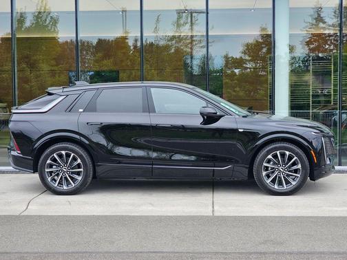 Stellar Black Metallic 2026 Cadillac LYRIQ Sport