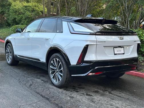 2026 Cadillac LYRIQ Premium Sport