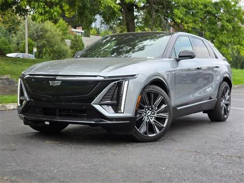2025 Cadillac LYRIQ Sport