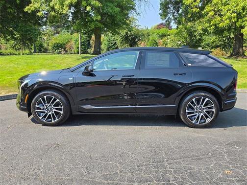 2025 Cadillac OPTIQ Sport 2 AWD