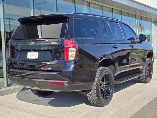 2022 Chevrolet Tahoe 4WD RST