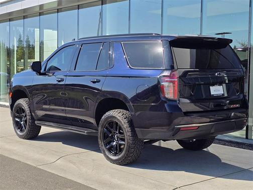 2022 Chevrolet Tahoe 4WD RST