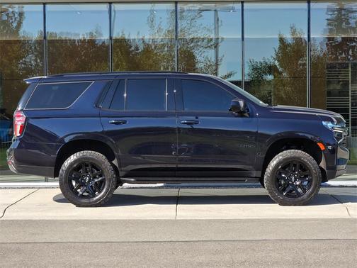 2022 Chevrolet Tahoe 4WD RST