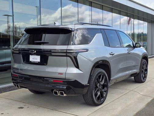 Sterling Grey Metallic 2026 Chevrolet Traverse RS