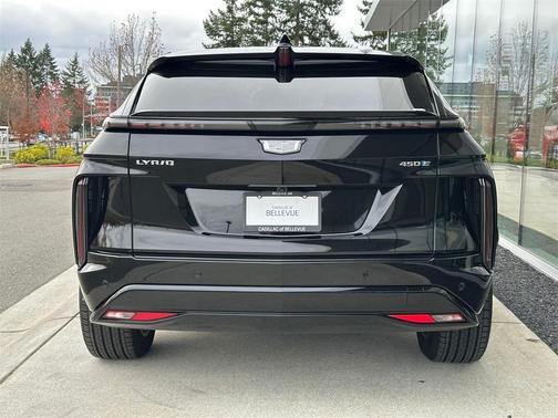 2025 Cadillac LYRIQ Sport