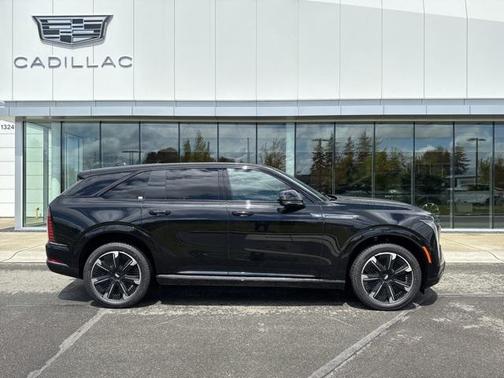 2025 Cadillac Escalade IQ Sport 2