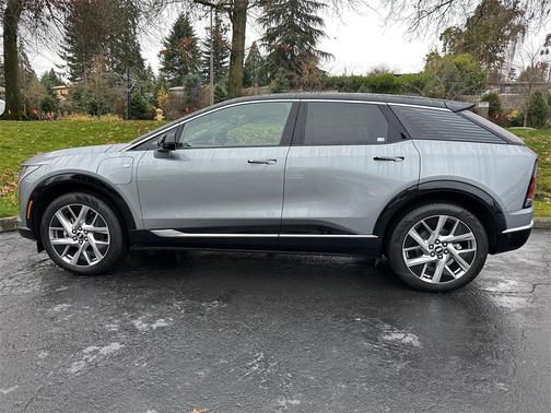 2026 Cadillac OPTIQ Luxury