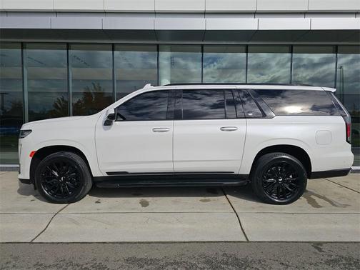 2023 Cadillac Escalade ESV Premium Luxury