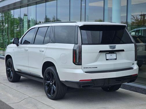Crystal White Tricoat 2025 Cadillac Escalade Sport Platinum
