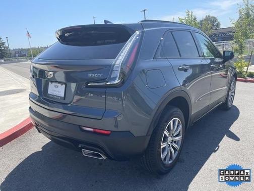 Photo 5 of 30 of 2021 Cadillac XT4 Sport