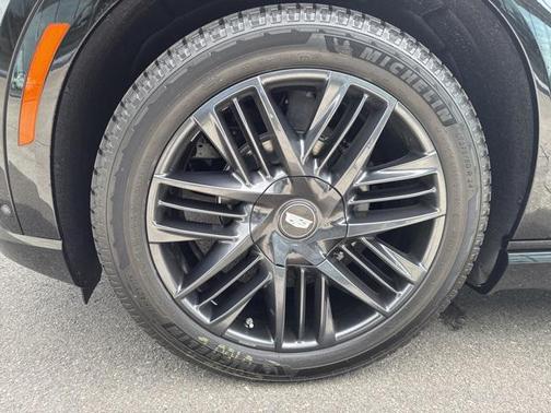 2025 Cadillac Escalade IQ Sport 1