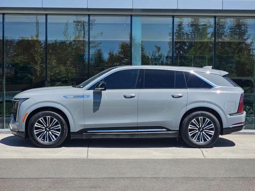 Luna Metallic 2026 Cadillac Escalade IQ Luxury