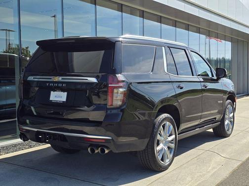 Black 2021 Chevrolet Tahoe High Country