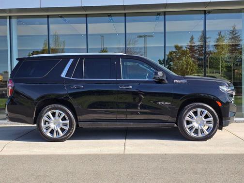 Black 2021 Chevrolet Tahoe High Country