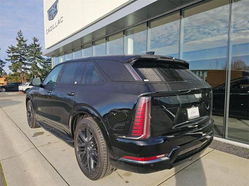 2025 Cadillac Escalade IQ Sport 2