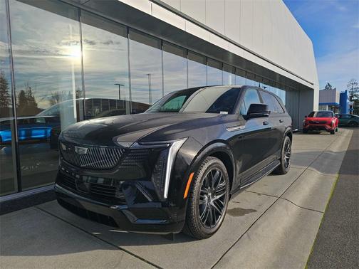 2025 Cadillac Escalade IQ Sport 2