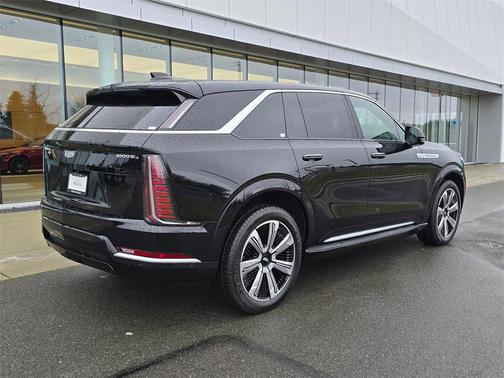 2025 Cadillac Escalade IQ Luxury 2