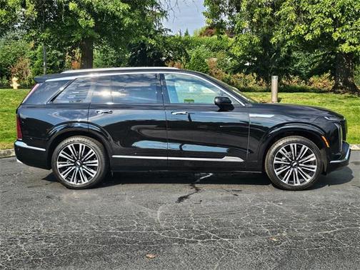 2026 Cadillac VISTIQ Premium Luxury