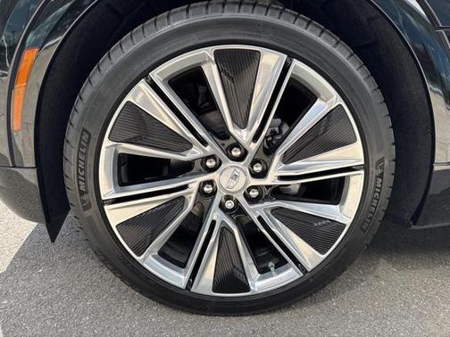 2025 Cadillac LYRIQ Luxury w/1SE
