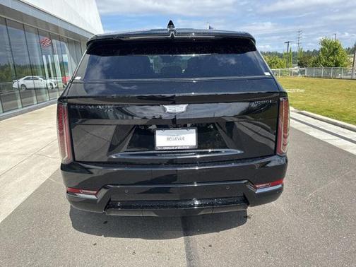 2025 Cadillac Escalade IQ Sport 2