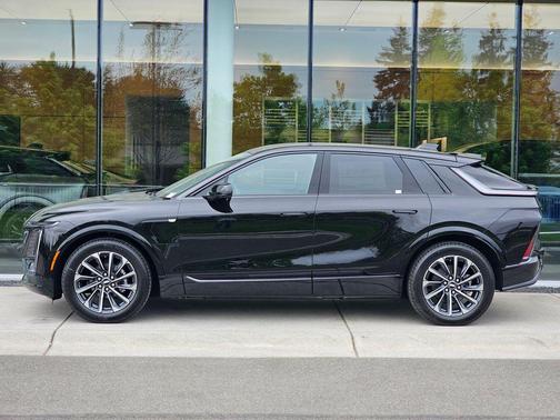 Stellar Black Metallic 2026 Cadillac LYRIQ Sport