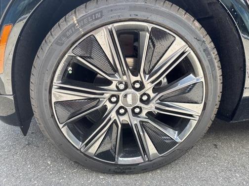 2025 Cadillac LYRIQ Sport w/1SK